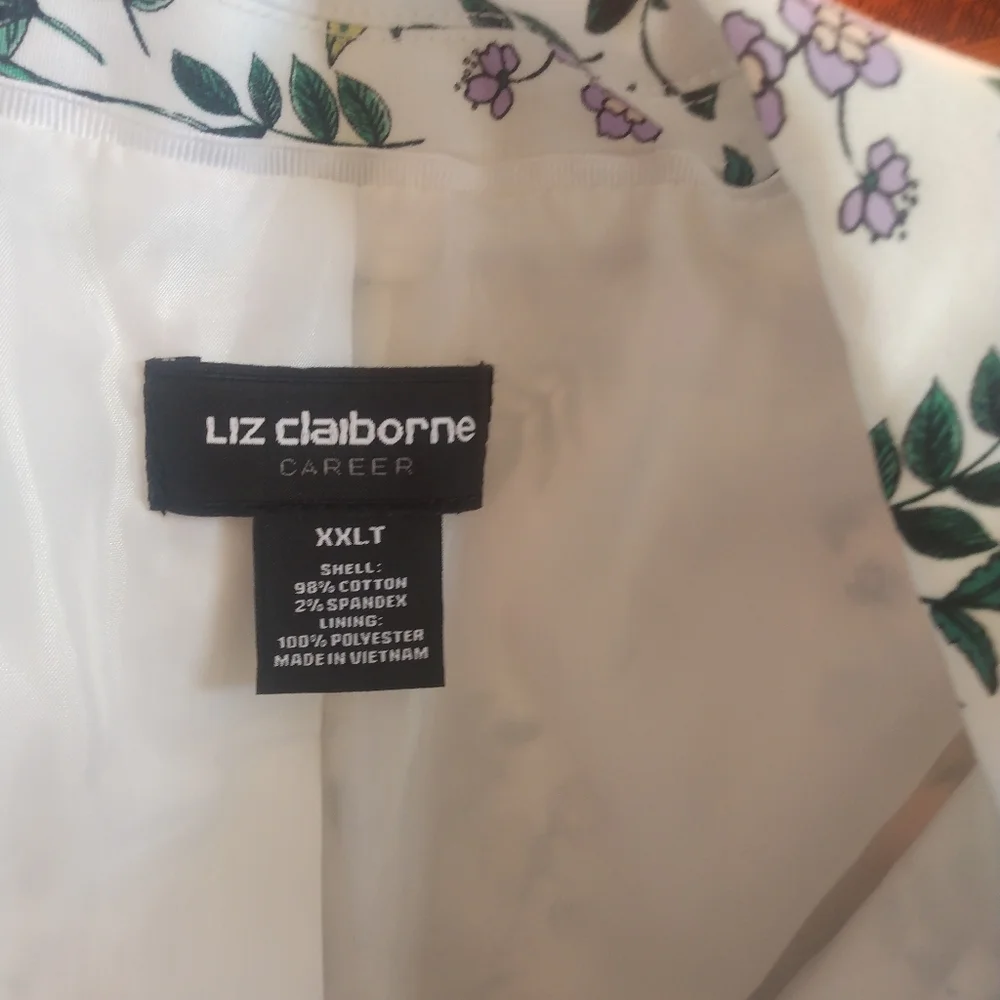 Liz Claiborne women's blazer - Picture 3 of 3